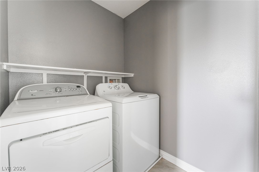 7725 Donner Peak Street Property Photo 35