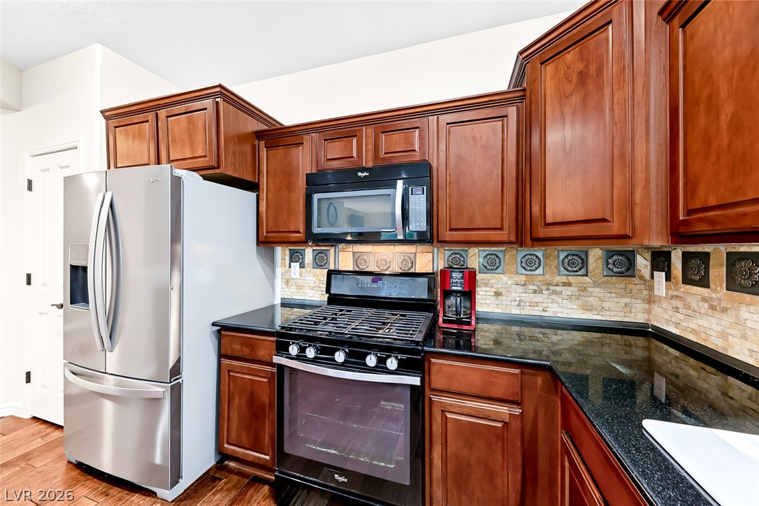 2625 Bechamel Place Property Photo 16