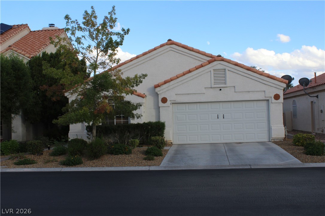 5480 Royal Vista Lane Property Photo 1