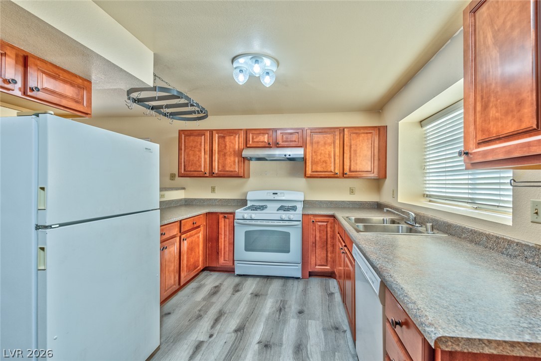 2022 Crowley Way Property Photo 12