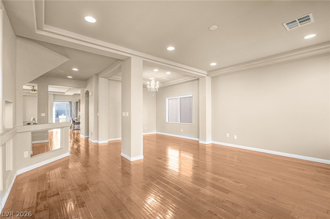 6005 Crown Palms Avenue Property Photo 1