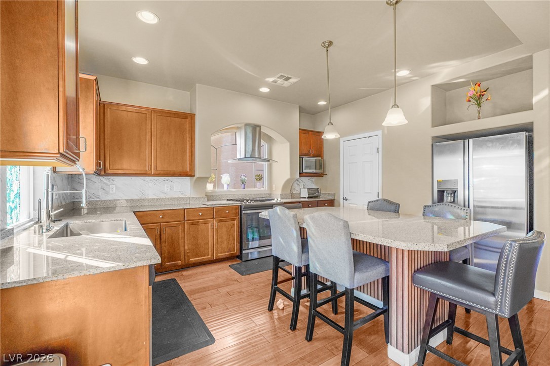 6005 Crown Palms Avenue Property Photo 10