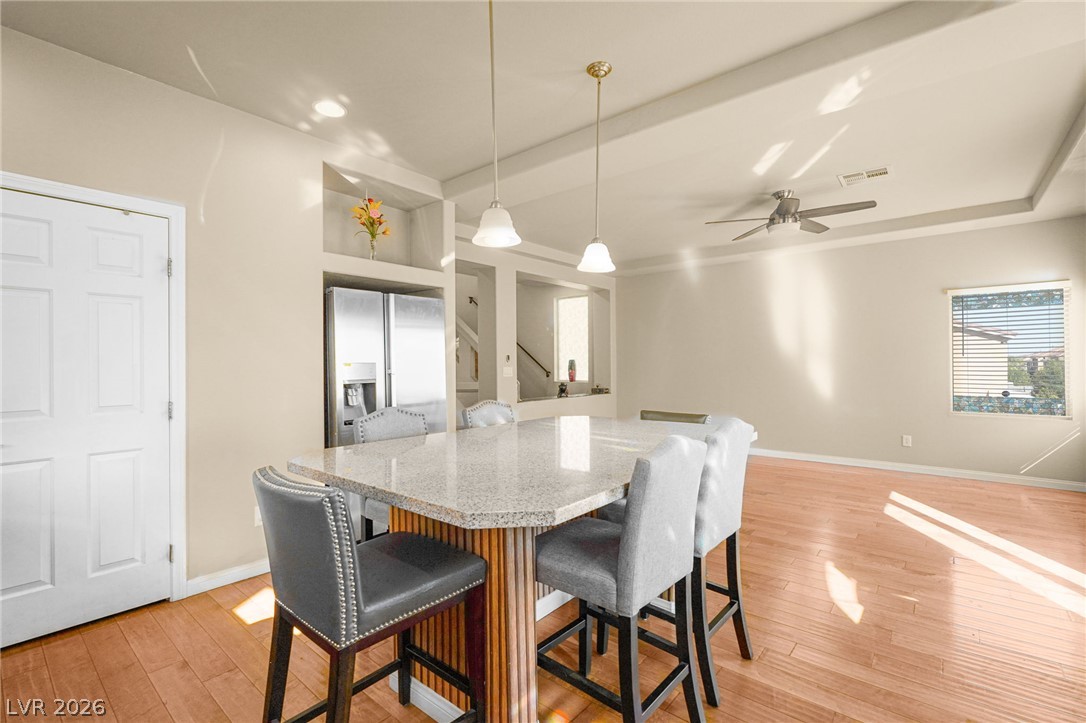 6005 Crown Palms Avenue Property Photo 11