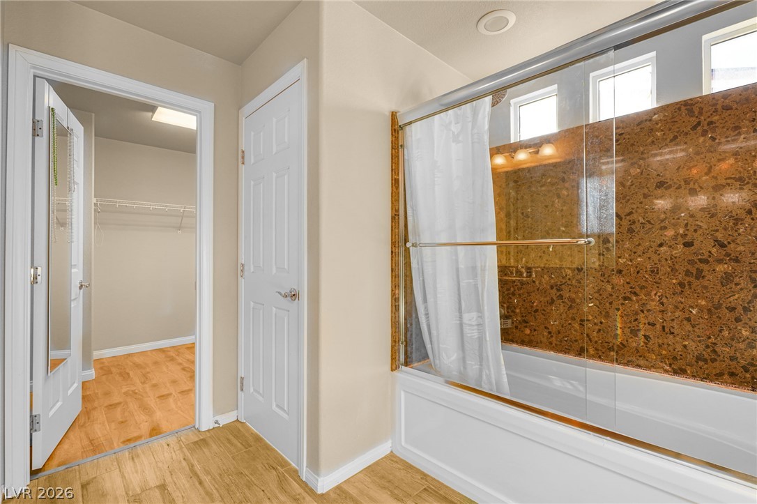 6005 Crown Palms Avenue Property Photo 27