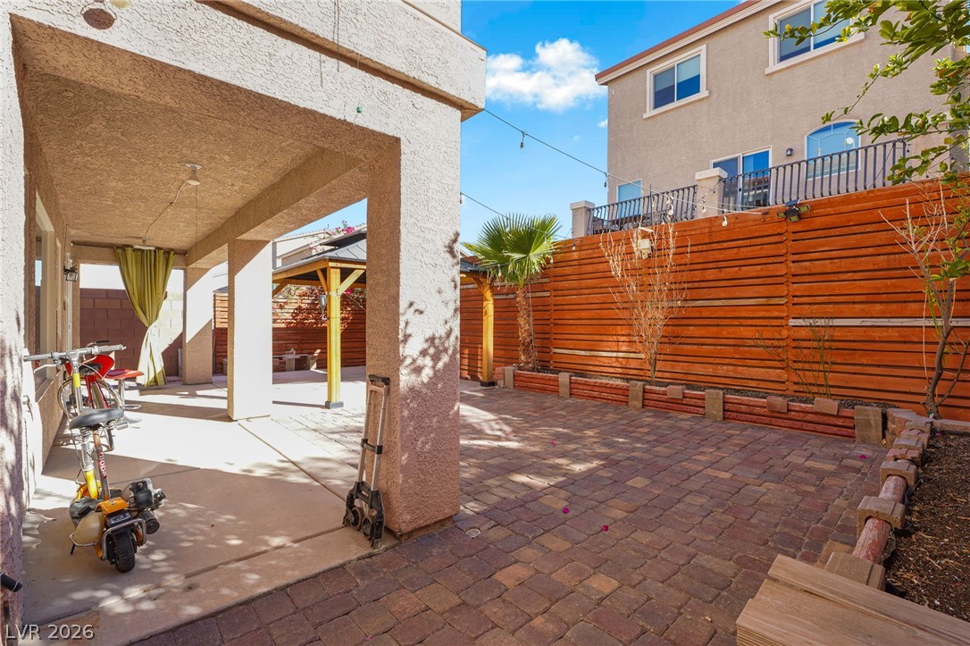 6005 Crown Palms Avenue Property Photo 41