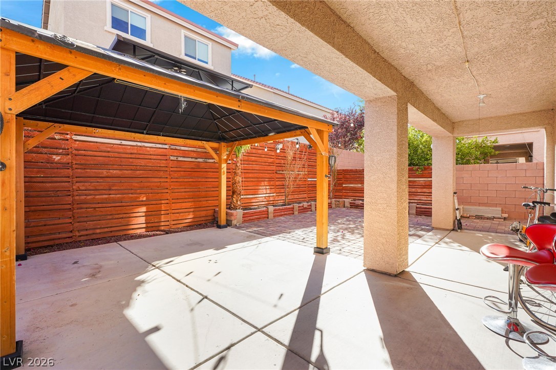 6005 Crown Palms Avenue Property Photo 46