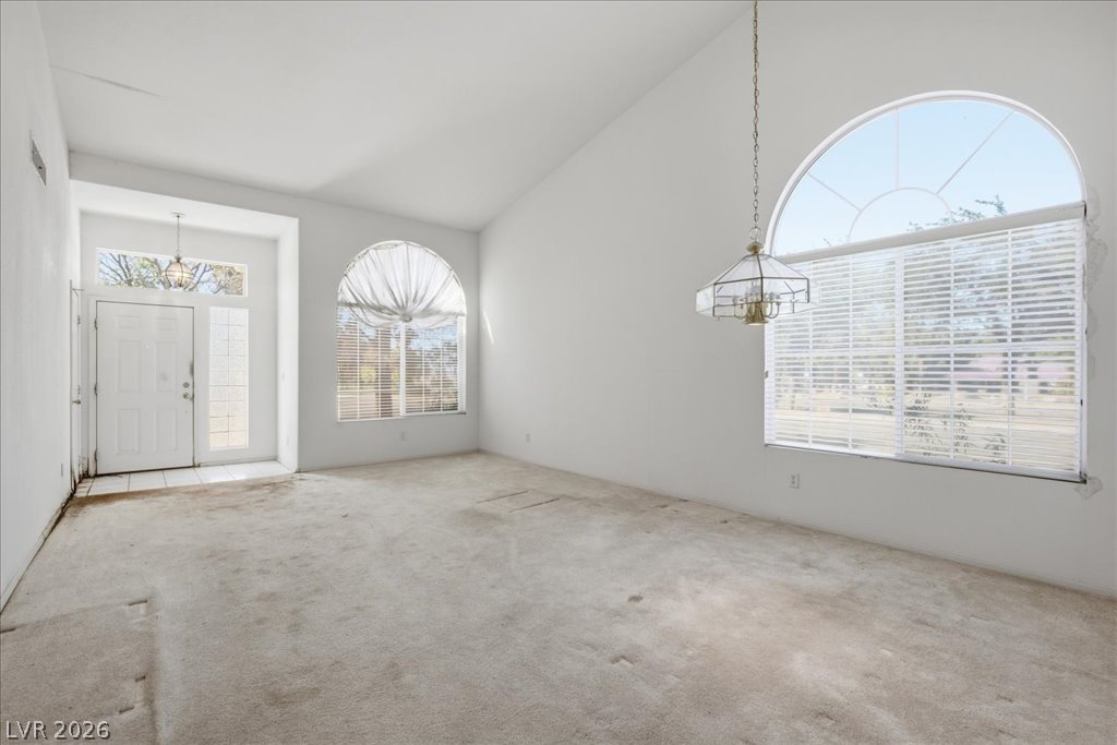 2000 Maple Springs Street Property Photo 4