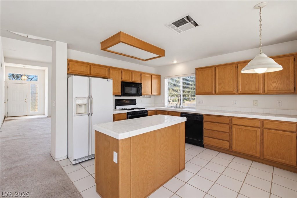 2000 Maple Springs Street Property Photo 6