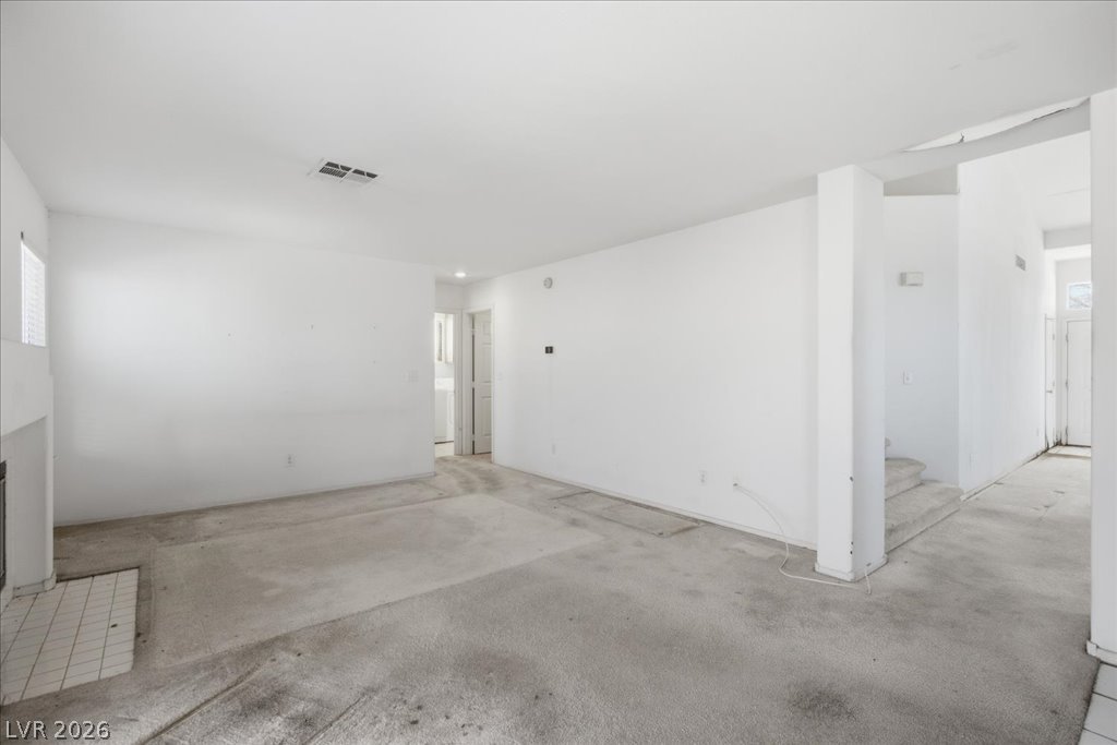 2000 Maple Springs Street Property Photo 9