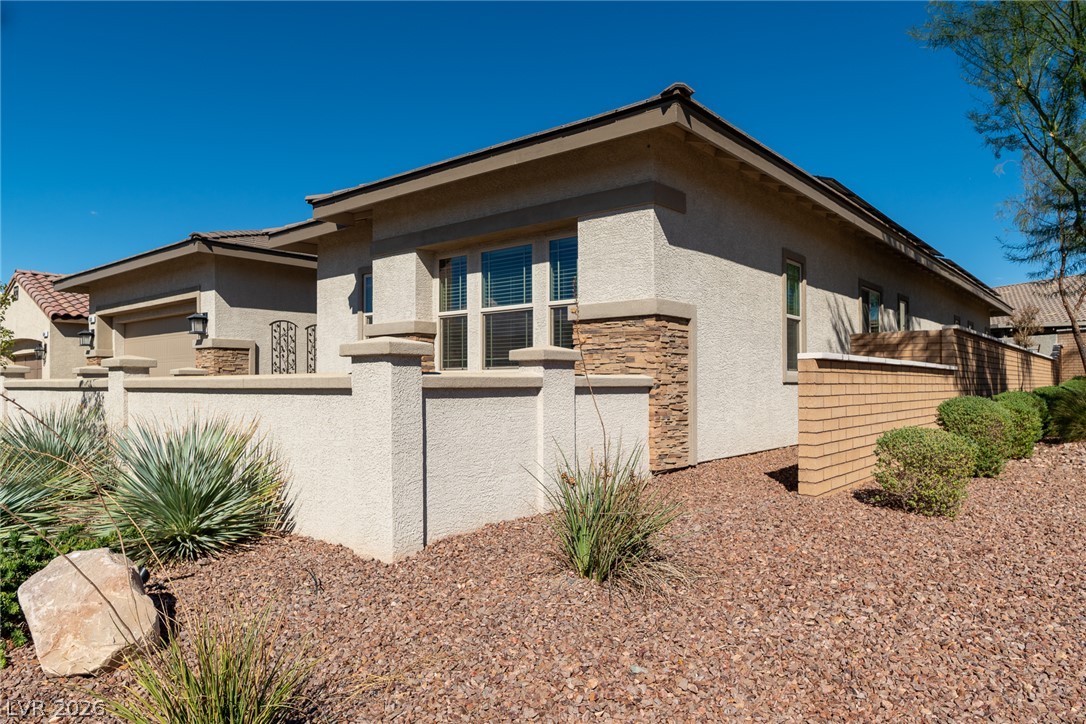 600 Chromatic Chord Court Property Photo 4