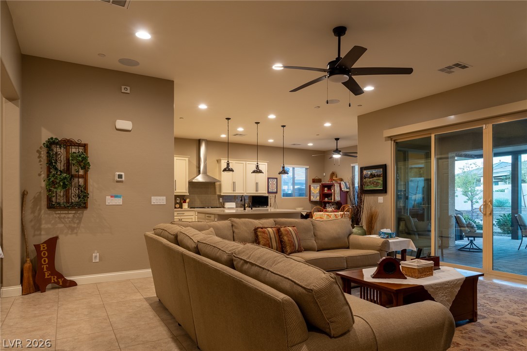 600 Chromatic Chord Court Property Photo 9