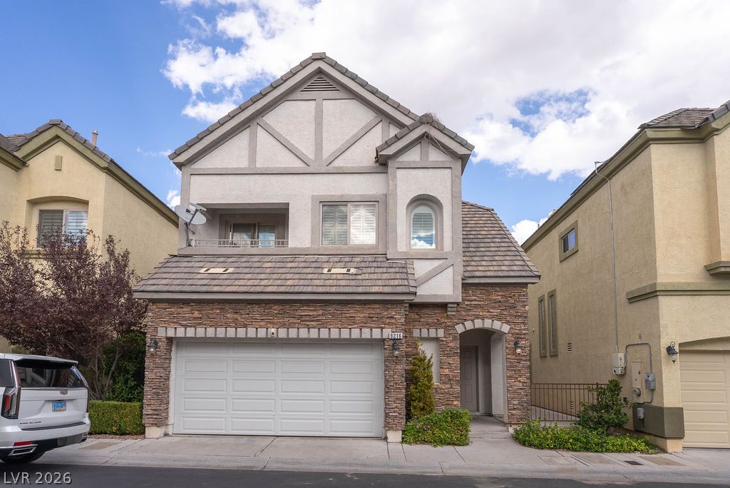 9216 Worsley Park Place Property Photo 1