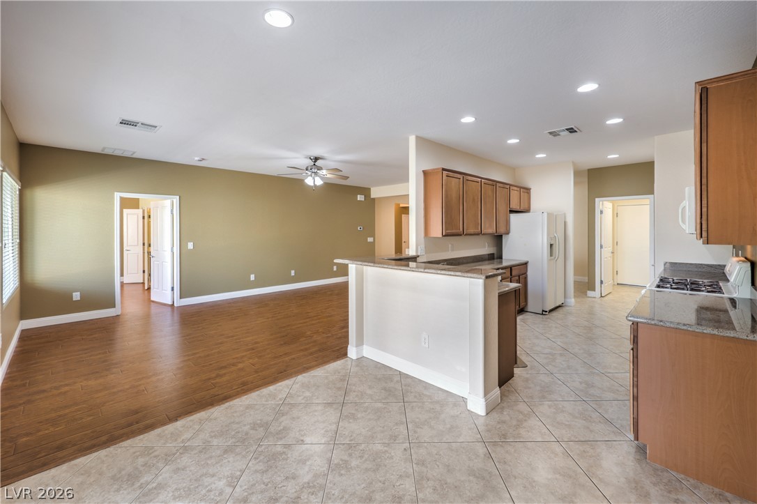 7766 Coast Jay Street Property Photo 13