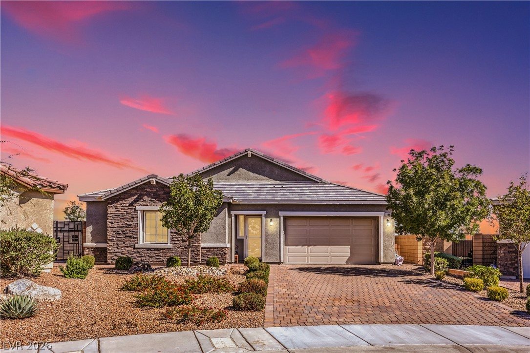 9800 Jewelflower Avenue Property Photo 1