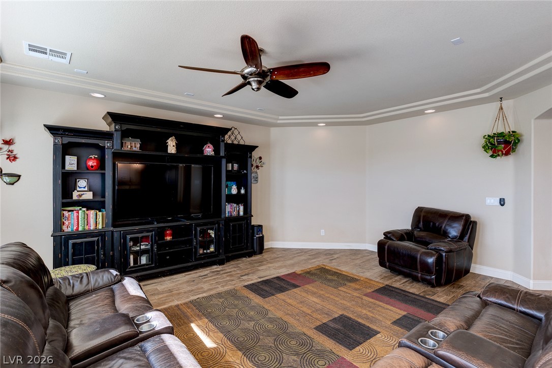 6403 Brandon Hills Court Property Photo 16