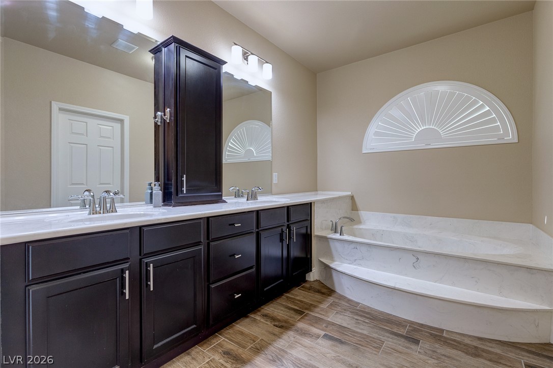 6403 Brandon Hills Court Property Photo 28