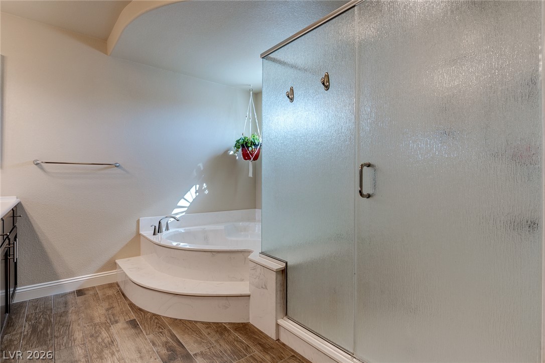 6403 Brandon Hills Court Property Photo 43