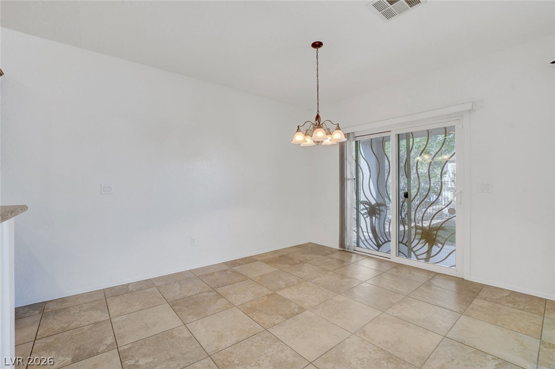 2236 Night Parrot Avenue Property Photo 10