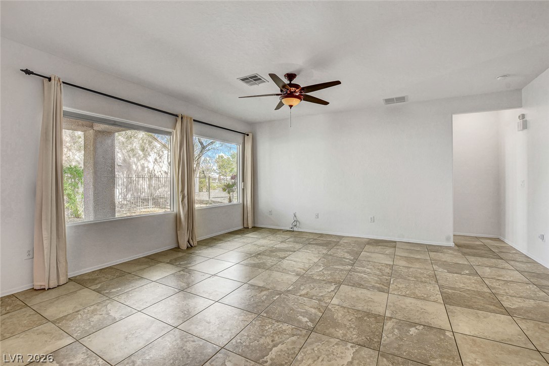 2236 Night Parrot Avenue Property Photo 14