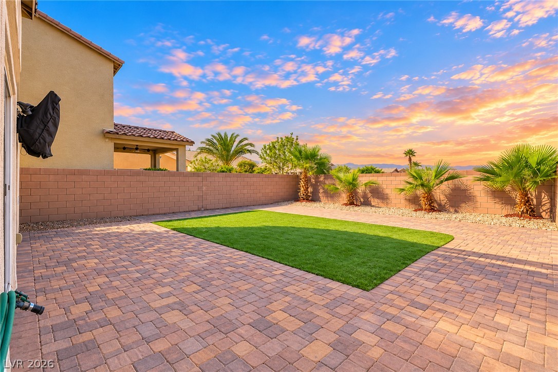 9088 Jade Vine Avenue Property Photo 37