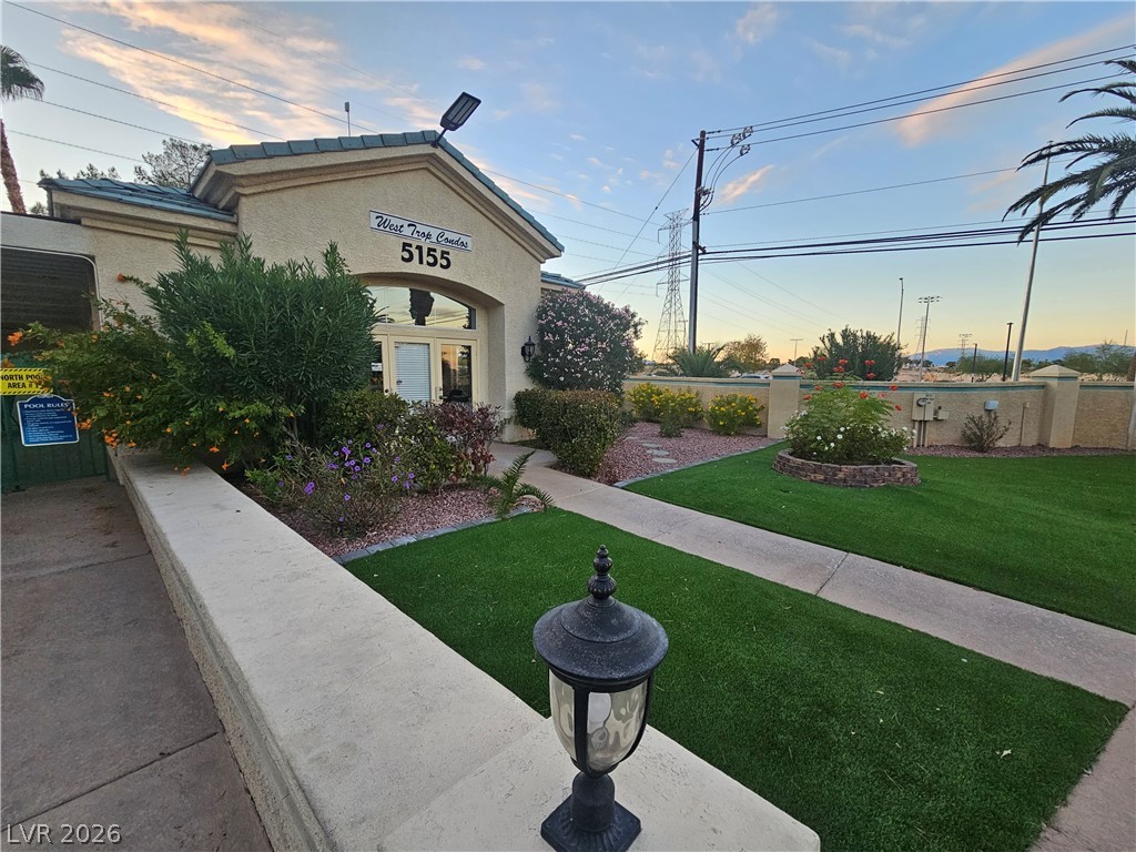 2828594 Property Photo 2