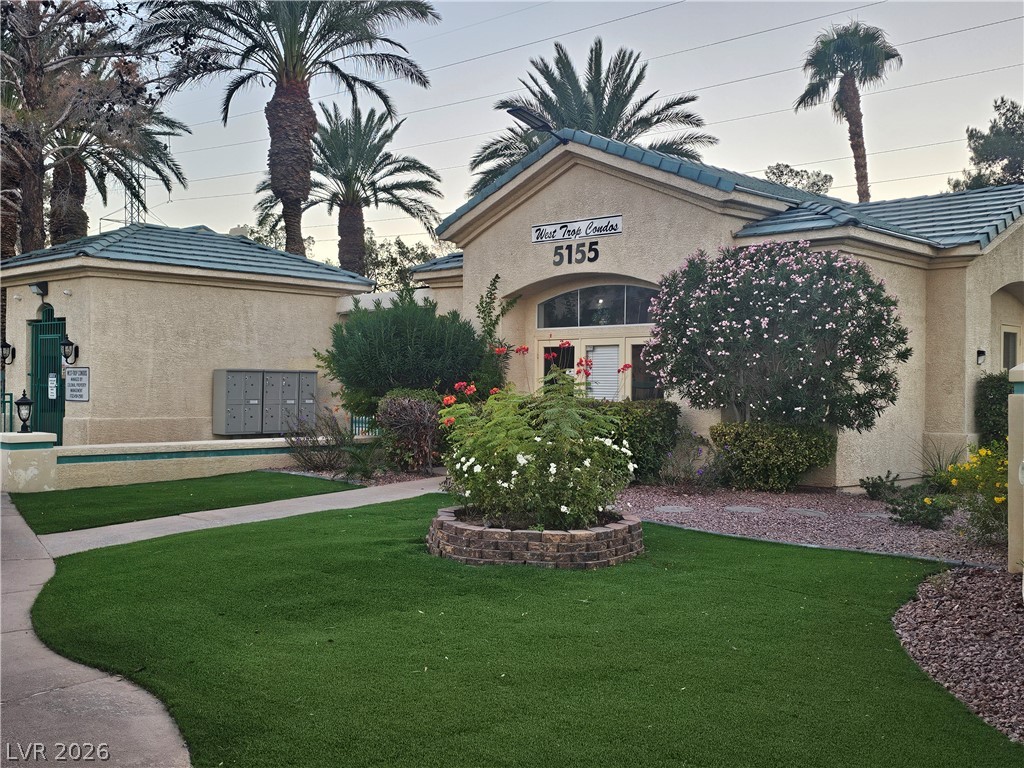 2828594 Property Photo 3