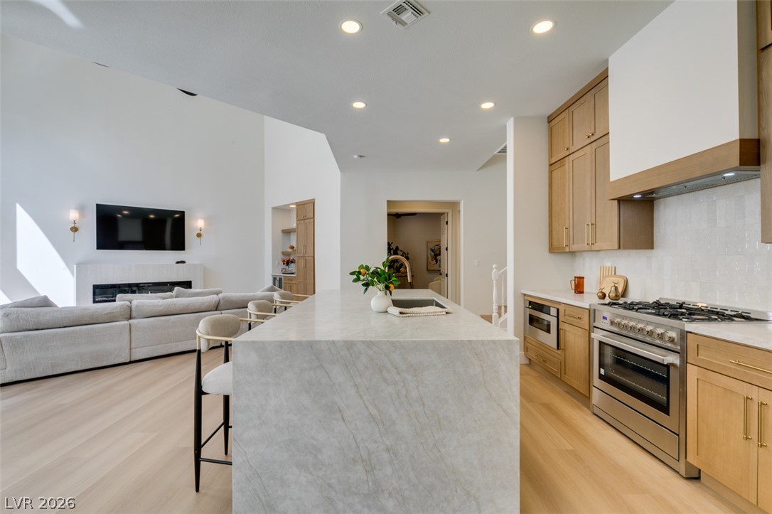 2217 Timber Rose Drive Property Photo 8