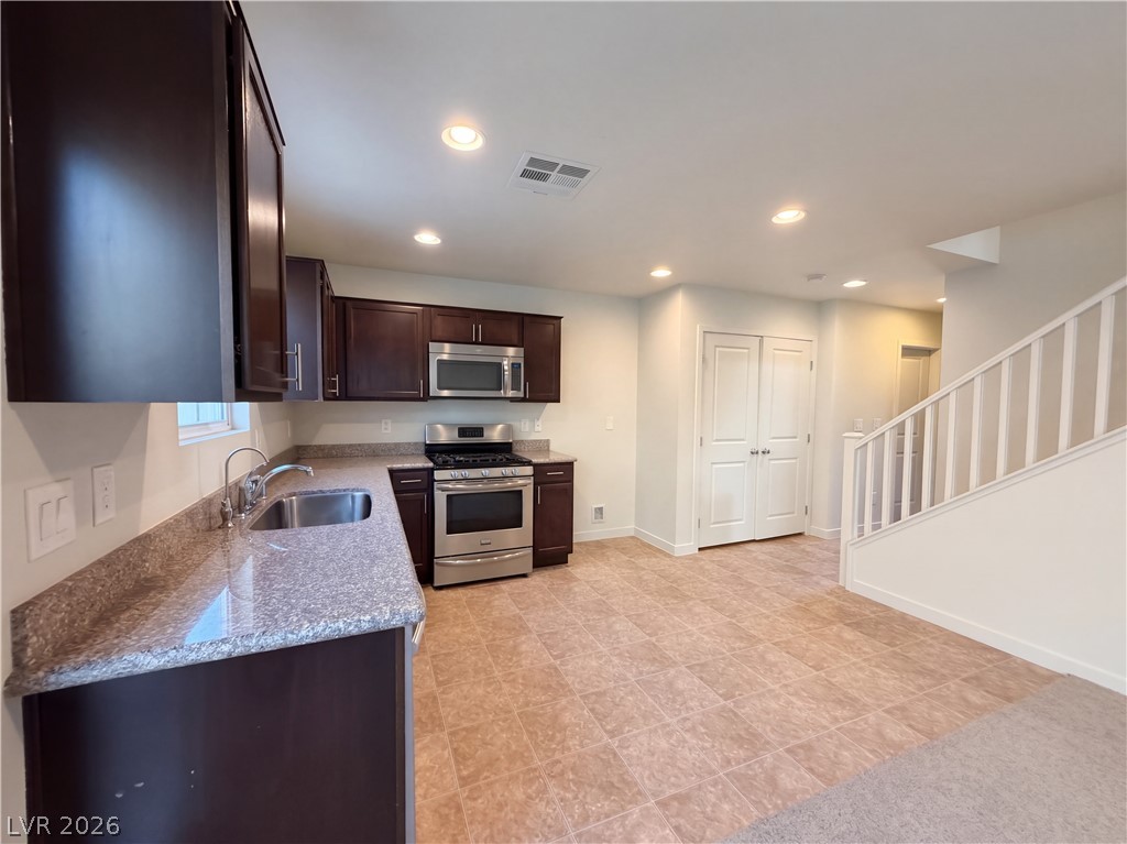 3658 Via El Monte Avenue Property Photo 6