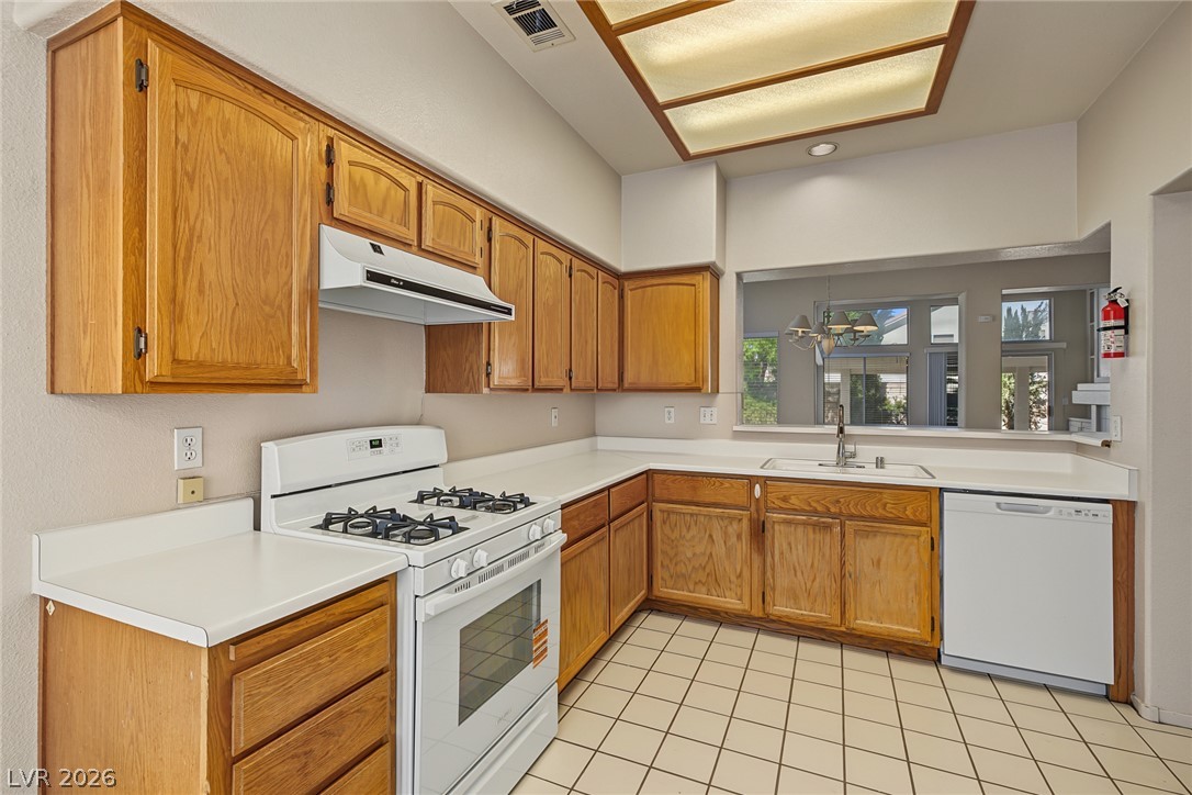 8150 Canto Avenue Property Photo 16