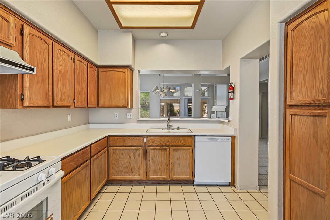 8150 Canto Avenue Property Photo 17
