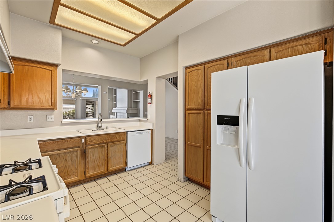 8150 Canto Avenue Property Photo 18