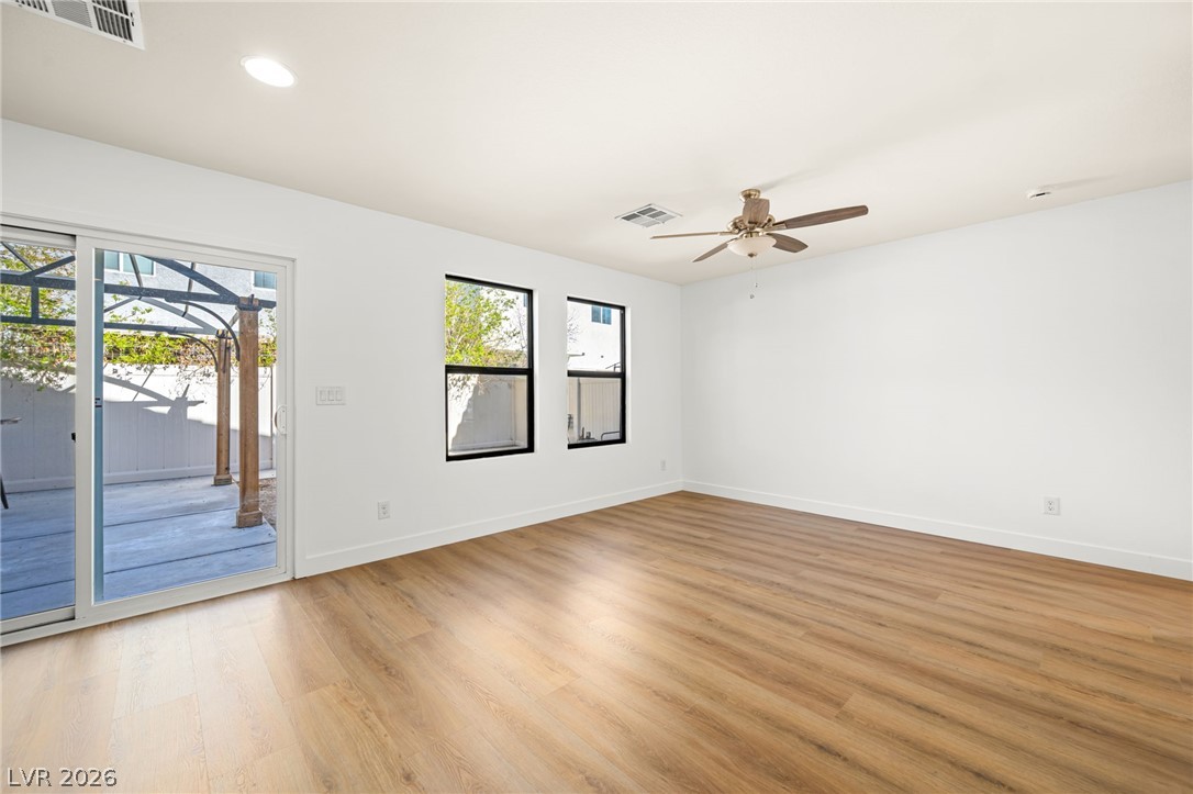 3682 Via Mariposa Avenue Property Photo 17