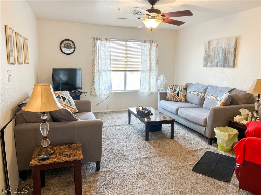 2028 Mesquite Lane 201 Property Photo 4