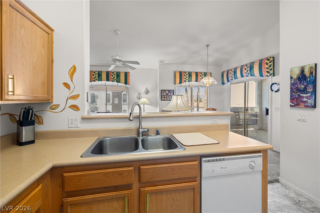 700 Carnegie Street 1421 Property Photo 10