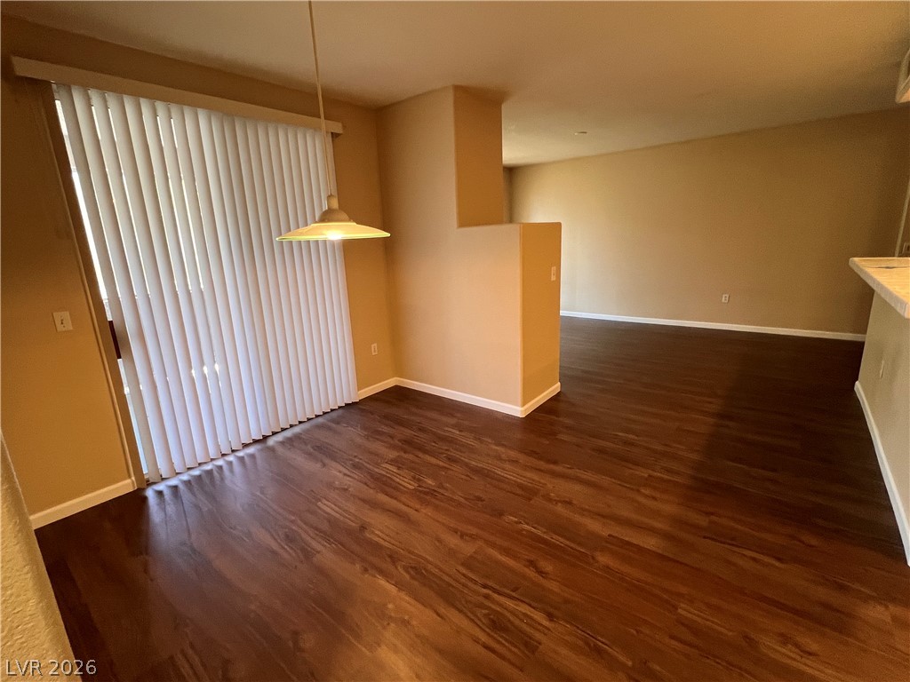 2325 Windmill Parkway 1813 Property Photo 11