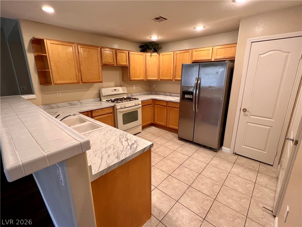 2325 Windmill Parkway 1813 Property Photo 16