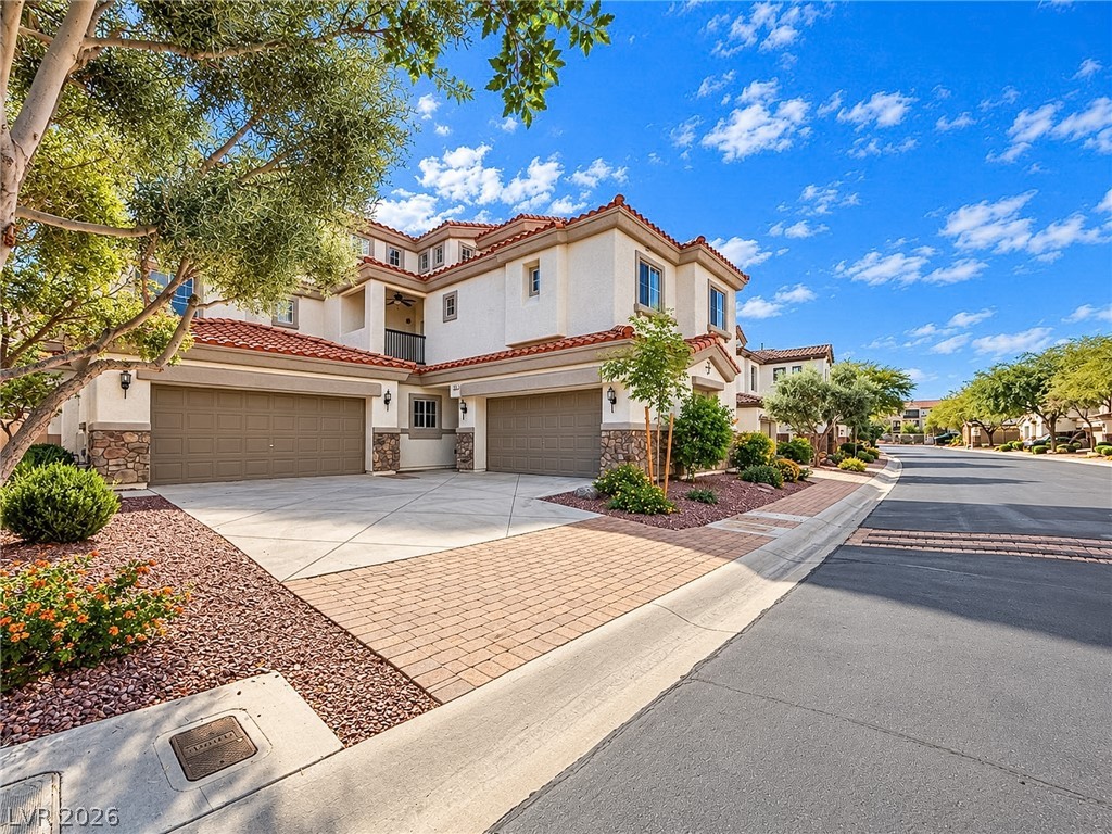 1110 Tuscan Sky Lane 2 Property Photo 1