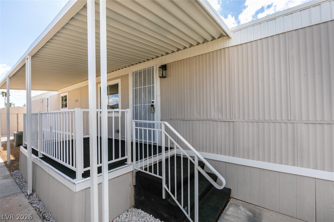 3318 Cape Cod Drive Property Photo 6