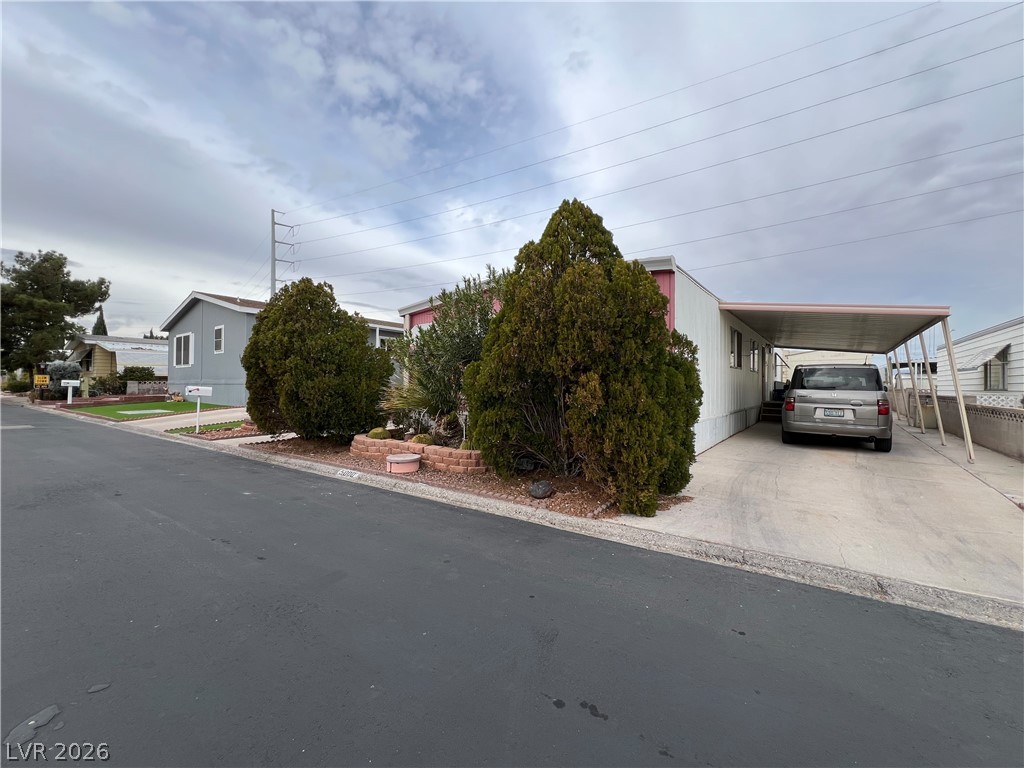 5000 Royal Avenue Property Photo 6