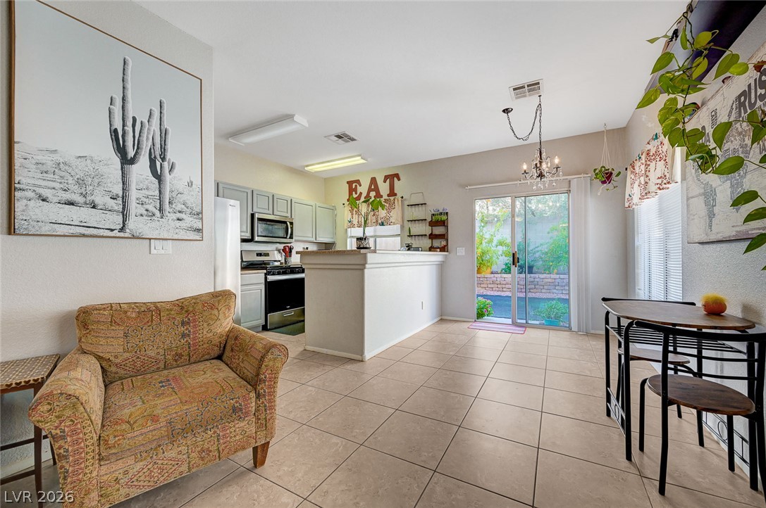 2552 Land Rush Drive Property Photo 17