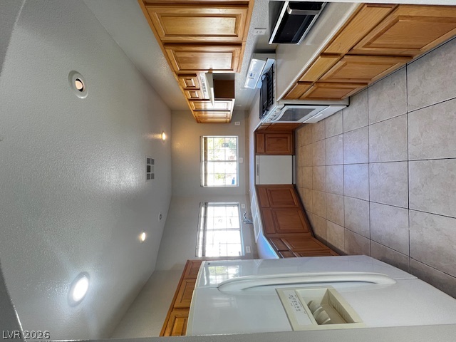 8927 Snowtrack Avenue Property Photo 2