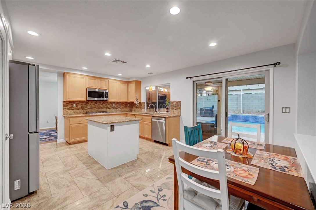 324 Velino Avenue Property Photo 16