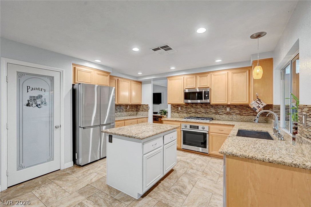 324 Velino Avenue Property Photo 20