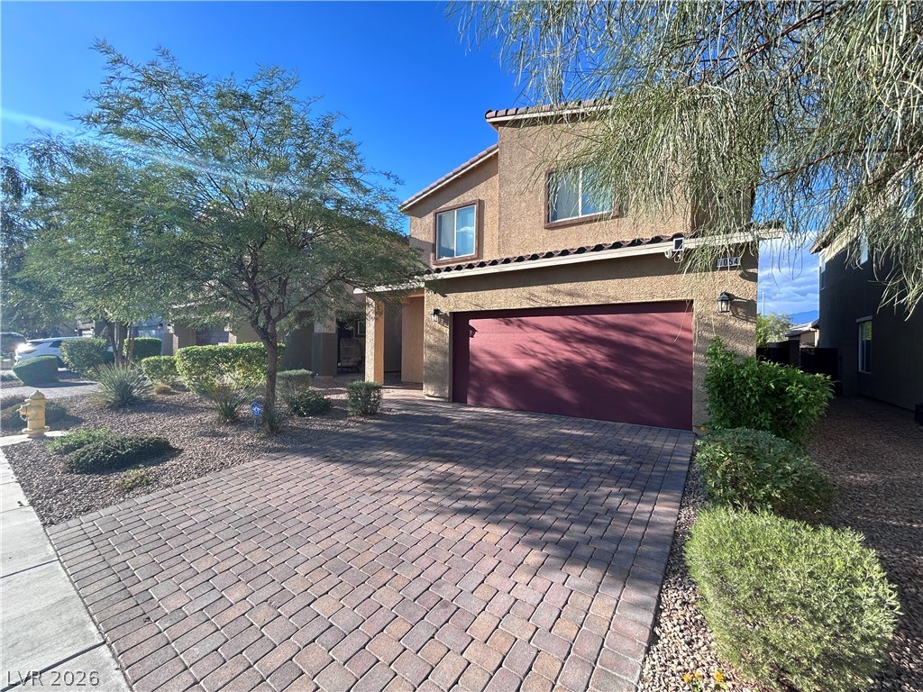 1054 Twincrest Avenue Property Photo 1