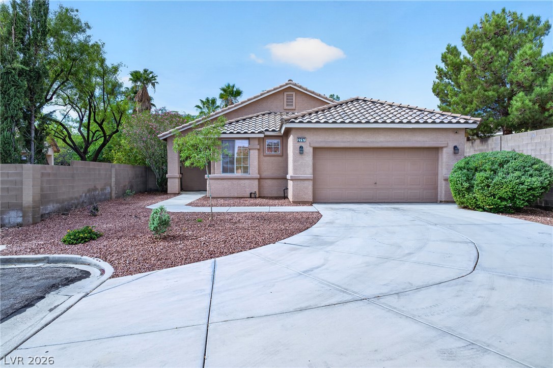 2717 Grande Valley Drive Property Photo 1