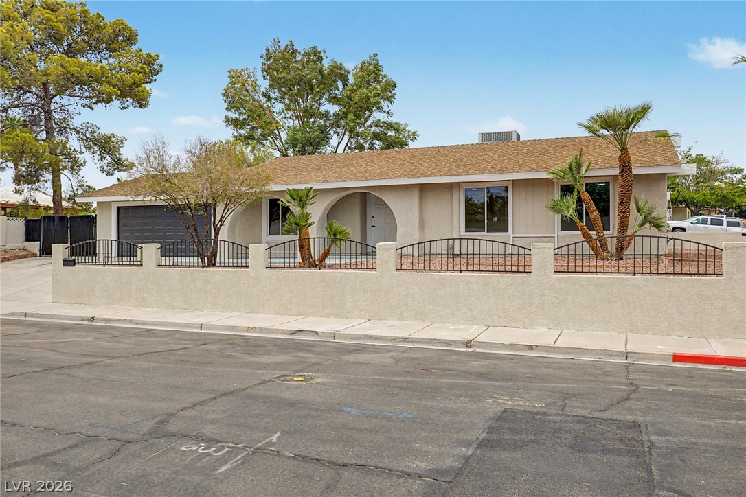 1402 Esther Drive Property Photo 6