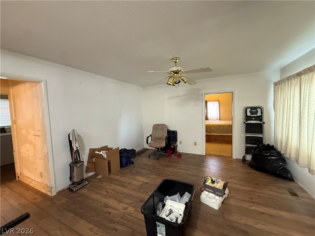 890 Park Avenue Property Photo 3