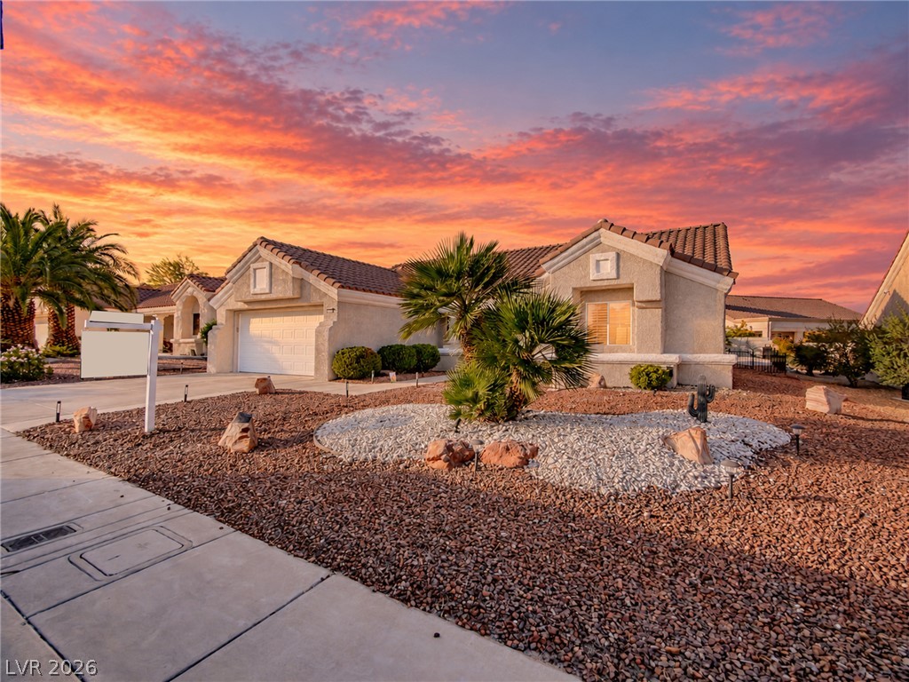 9208 Cactus Wood Drive Property Photo 9