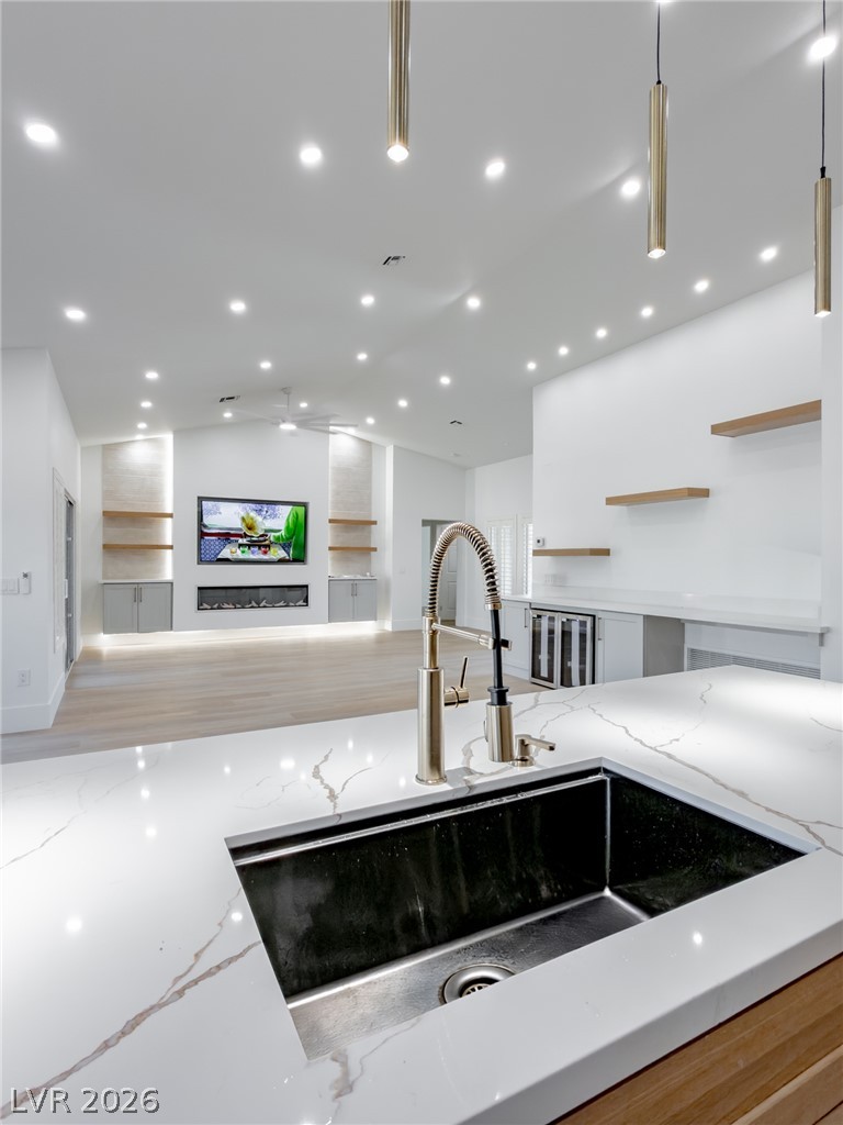 9208 Cactus Wood Drive Property Photo 15