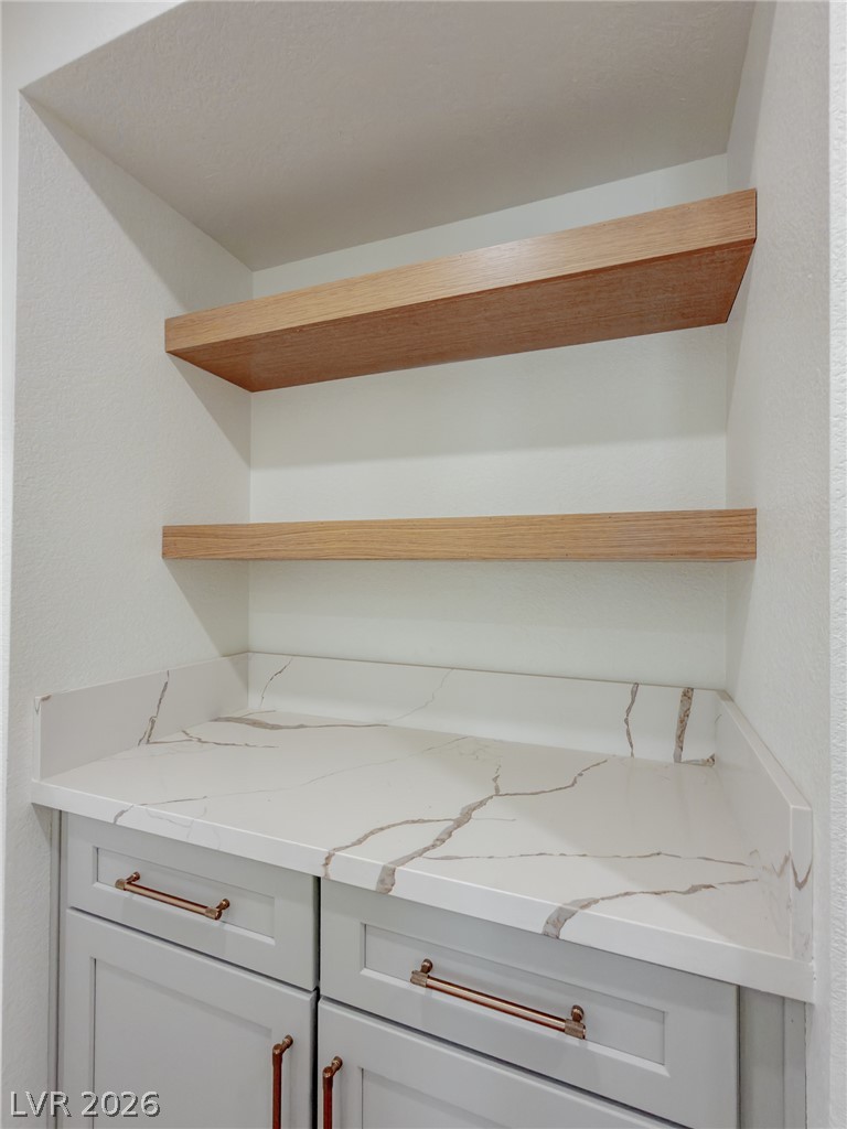 9208 Cactus Wood Drive Property Photo 22